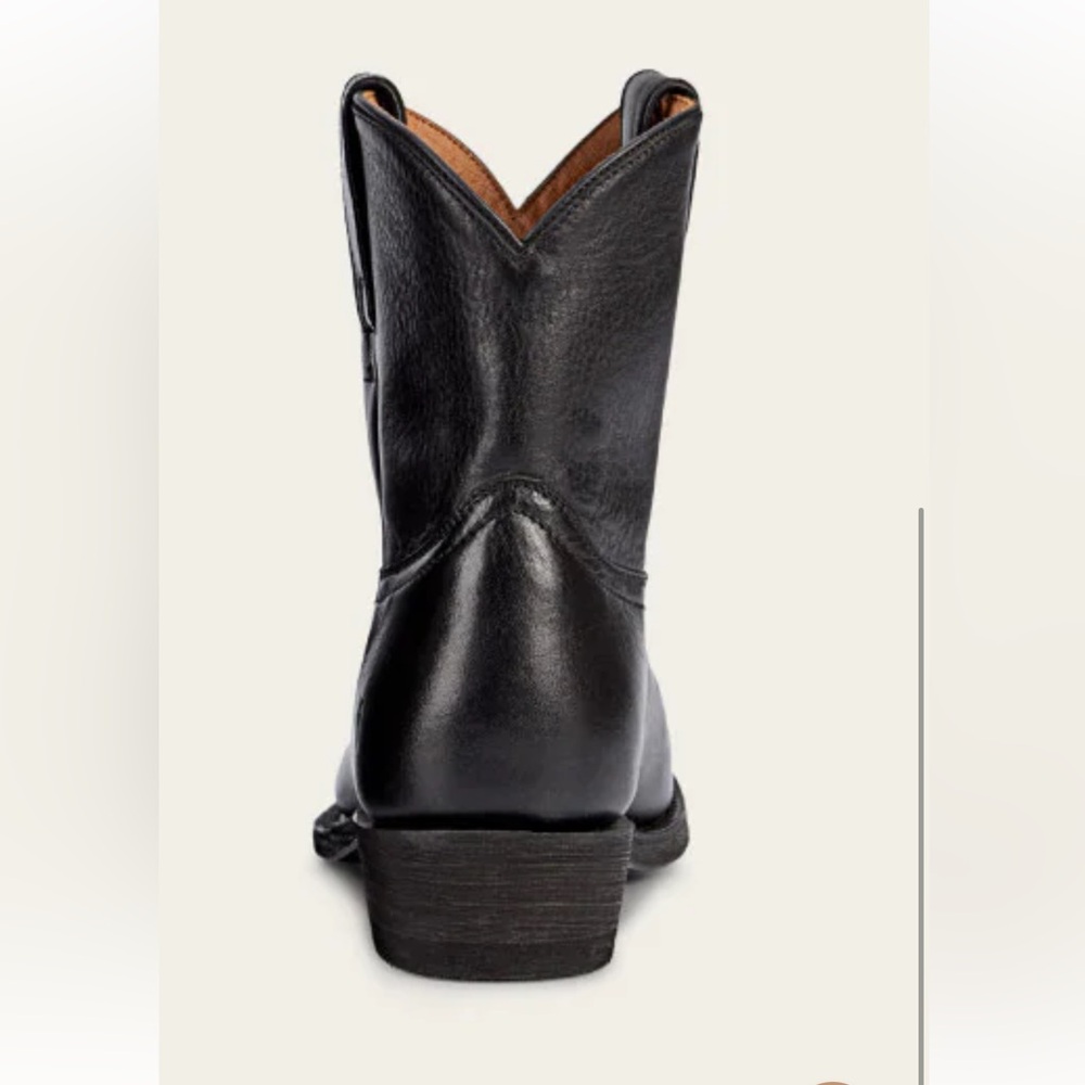 Frye Black Billy Short Heeled Leather Boots - Picture 4 of 9